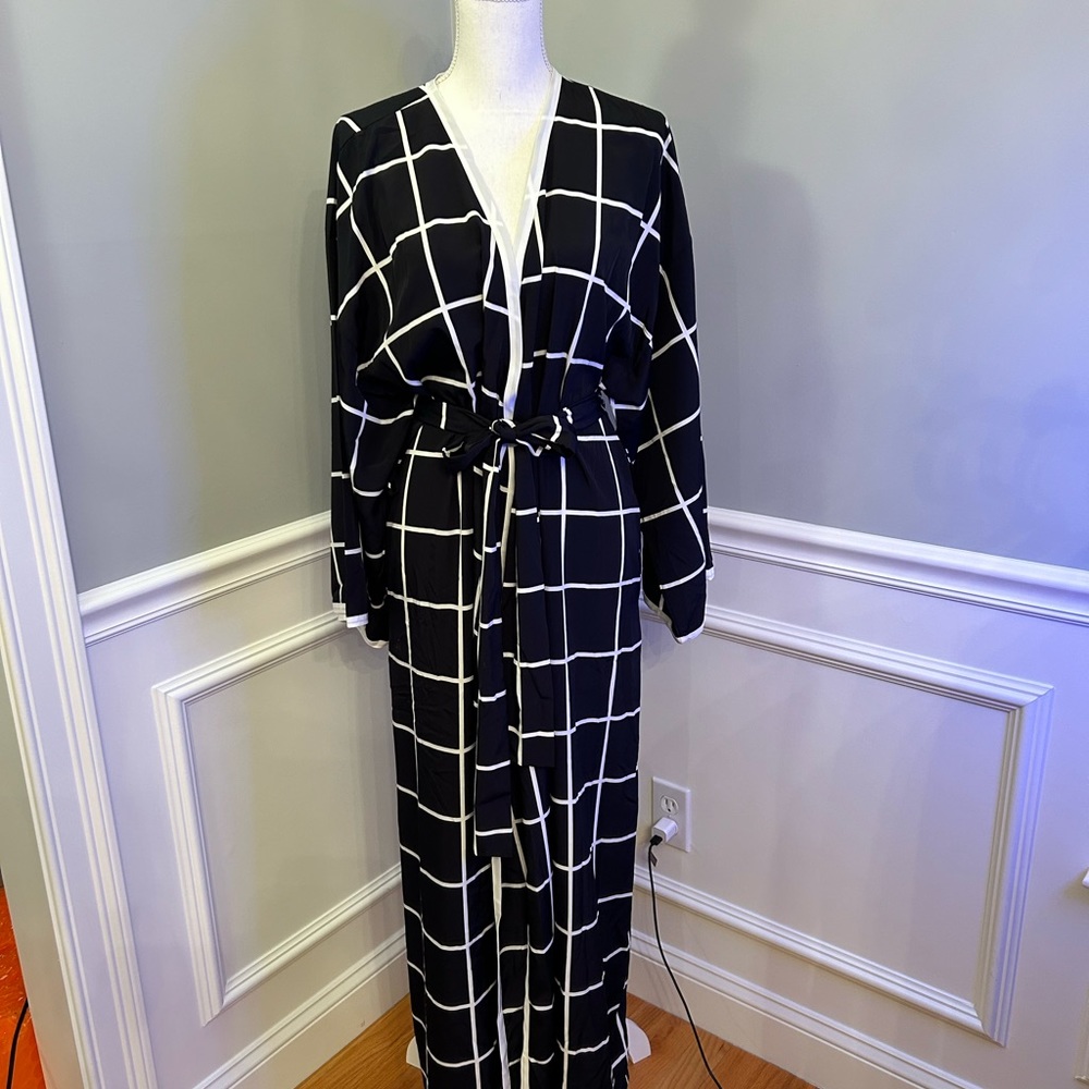 Natori Windowpane Robe (Lg) - Picture 2 of 4